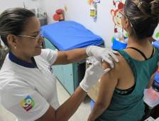 Empieza campaña de vacunación contra el VPH para niñas y jóvenes de Cali